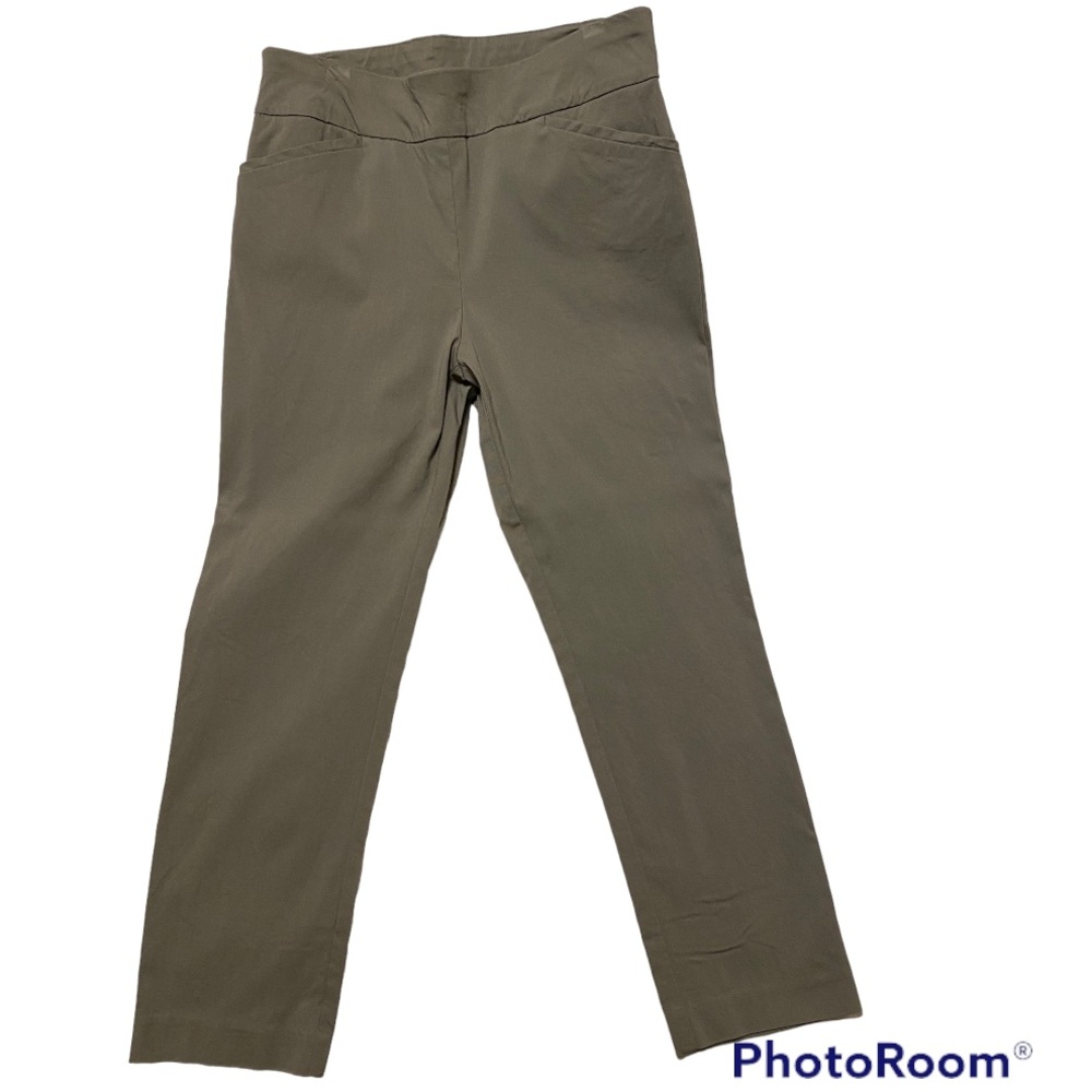CHICO’S size 1.5 (sz 10) army green professional, ankle dress/casual pants. EUC.